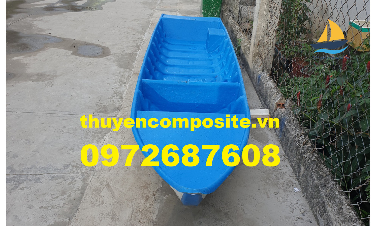 Xuồng composite chèo tay chở 2 -3 người, xuồng nhựa giá rẻ tại Long An