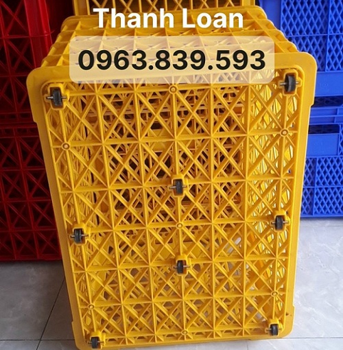 Sóng nhựa 8 bánh xe đựng vải may mặc, sóng nhựa chở hàng / 0963.839.593 Ms.Loan