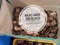 NHẬN KHẮC tên lên  BALO,  Túi xách khắc laser theo yêu cầu 